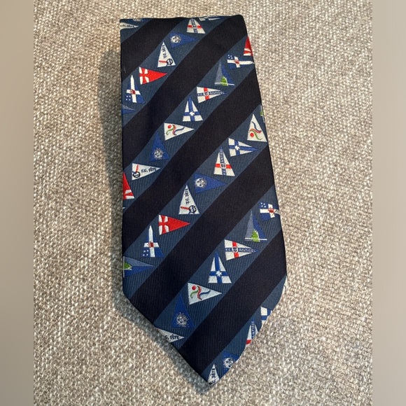 ✨LOUIS VUITTON CUP Tie 100% Silk Authentic Vintage Rare Find - Picture 11 of 11